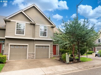 6301 Alyssa Terrace, Lake Oswego, OR 97035