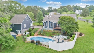 245 Indian Pointe Dr, Hardy, VA 24101