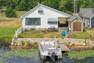 58119 County Line Rd, Three Rivers, MI 49093