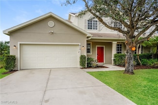 910 Countess Ave, Lehigh Acres, FL 33974
