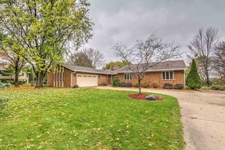 6658 Highland Dr, Windsor, WI 53598