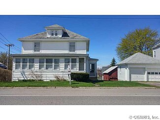 4985 Ridge Rd, Williamson, NY 14589