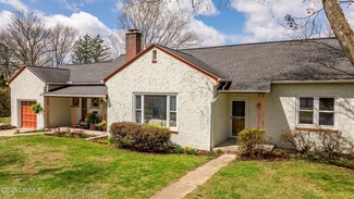 2 E Park St, Bloomsburg, PA 17815