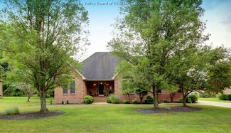 18 Holly Cir, Winfield, WV 25213