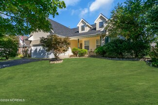 180 Compass Rd, Manahawkin, NJ 08050