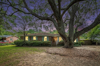 943 Mikell Dr, Charleston, SC 29412