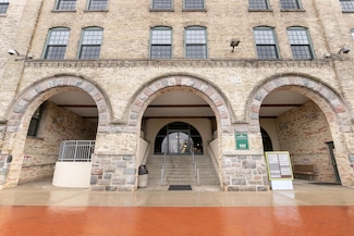 940 Monroe Ave NW Unit 335, Grand Rapids, MI 49503
