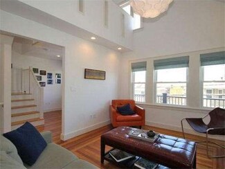 61 North St, Somerville, MA 02144
