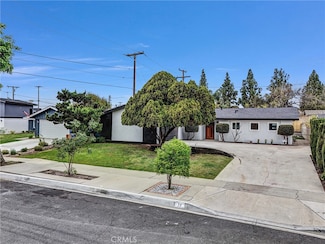 711 Moonstone Ct, Upland, CA 91786