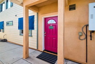 1307 W 9th St, Santa Ana, CA 92703