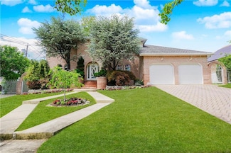 723 Ionia Ave, Staten Island, NY 10312