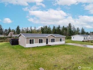 122 W Martin Place, Elma, WA 98541