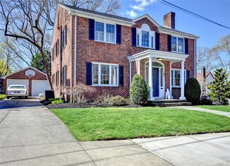40 Nottingham Way, Pawtucket, RI 02860