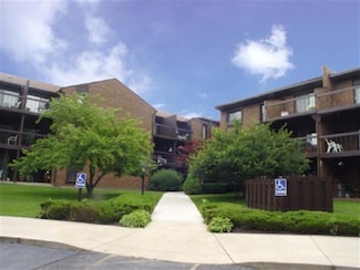 2929 Sunnyside Dr, Rockford, IL 61114