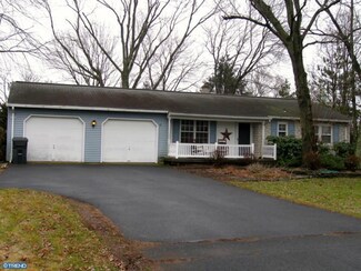 1202 Red Hill Rd, Red Hill, PA 18076