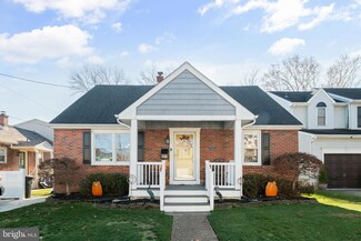 308 Reading Ave, Barrington, NJ 08007