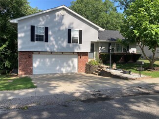416 Beaird St, Columbia, IL 62236