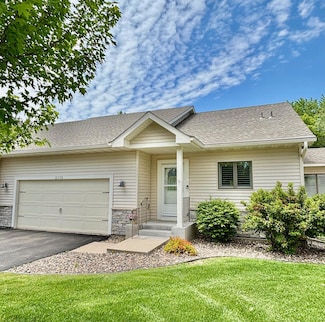 2075 Cardinal Glen, Saint Paul, MN 55109