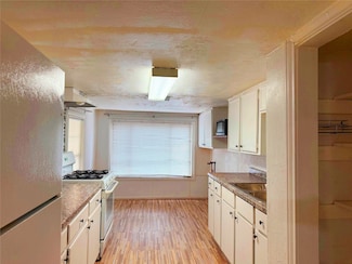 723 W 27th St, Houston, TX 77008