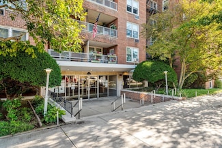 60-11 Broadway Unit 4N, Woodside, NY 11377