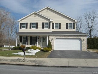 25 Phyllese Dr, Northampton, PA 18067