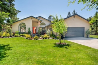 4477 N Old Stage Rd, Mount Shasta, CA 96067