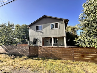 6156 SE Lexington St, Portland, OR 97206