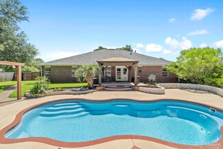 5267 Gardenbrook Blvd, Milton, FL 32570