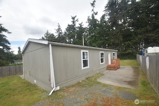 3234 Whitney Dr, Oak Harbor, WA 98277