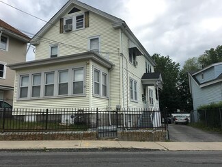 35 Park St, Lawrence, MA 01841