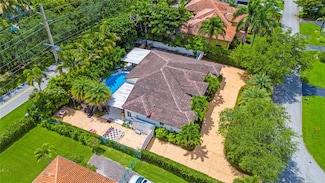 16601 SW 87th Ct, Palmetto Bay, FL 33157