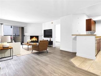 5545 Canoga Ave Unit 121, Woodland Hills, CA 91367