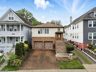 123 Chestnut St, Garfield, NJ 07026
