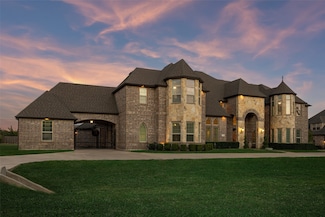 715 Simmons Rd, Double Oak, TX 75077