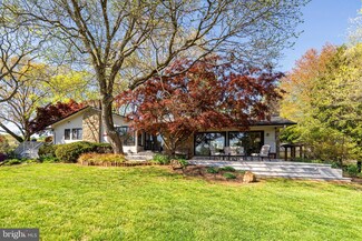8453 Oyster Pond Ln, Warrenton, VA 20186