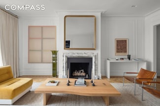 13 Gramercy Park S Unit 4, New York, NY 10003