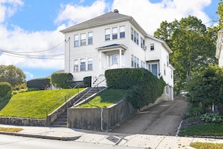 206-208 Cabot St, Newton, MA 02460
