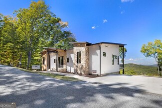 714 Scouts Overlook Ln, Morganton, GA 30560