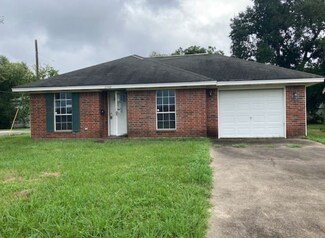 2948 11th St, Port Arthur, TX 77642