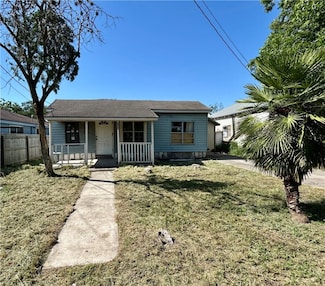 209 Prospect St, Alice, TX 78332