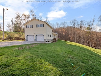 470 Woods Dr, Saint Albans, WV 25177