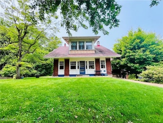 411 Louisiana Ave, Chester, WV 26034