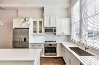 7333 Valley View Ln Unit 703, Dallas, TX 75240