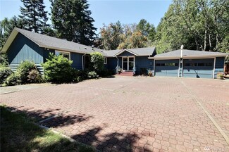 852 S 140th St, Burien, WA 98168