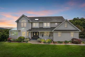 53 Odyssey Dr, Chester, NY 10918