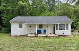 1803 Weaver Rd, Kingstown, NC 28150