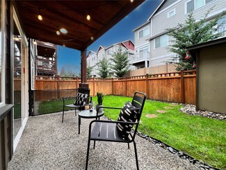 21307 48th Ave W Unit C110, Mountlake Terrace, WA 98043