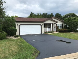 2414 Stallion Ct, Grayslake, IL 60030