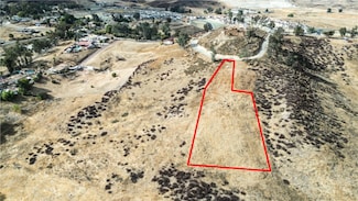 13 Ingall, Lake Elsinore, CA 92530