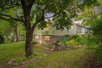 5602 E Glen Moor Rd, Minnetonka, MN 55345